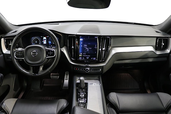 Volvo XC60 13 of 27