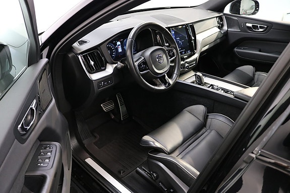 Volvo XC60 7 of 27