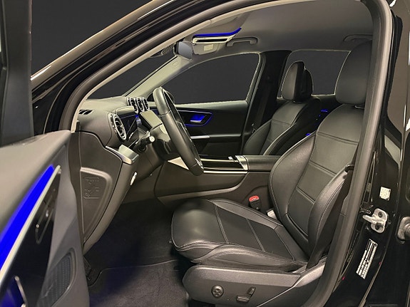 Mercedes-Benz GLC200 8 of 17