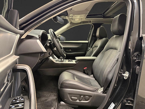 Mazda CX-60 8 of 23