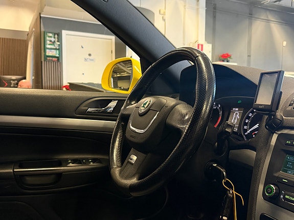 Skoda Octavia RS 24 of 27