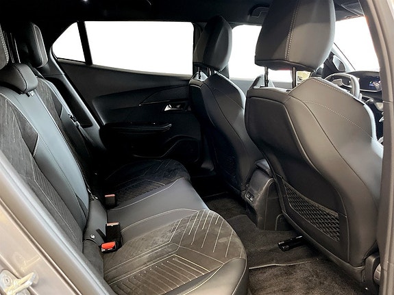 Peugeot 2008 13 of 19
