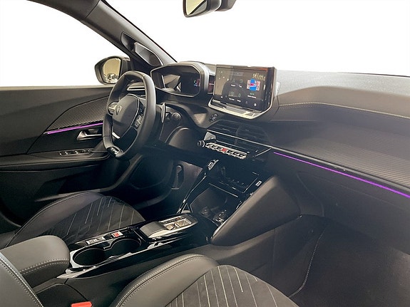 Peugeot 2008 12 of 19