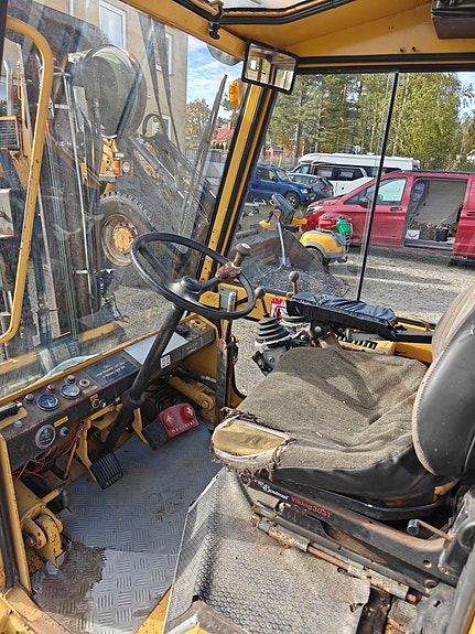 Hyster H3.00XL 3 of 5