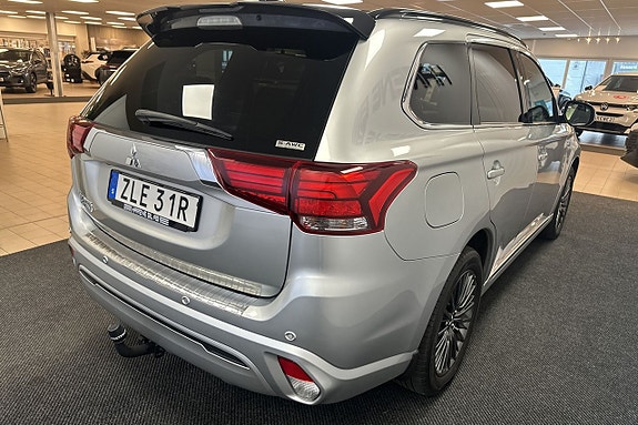 Mitsubishi Outlander 4 of 15