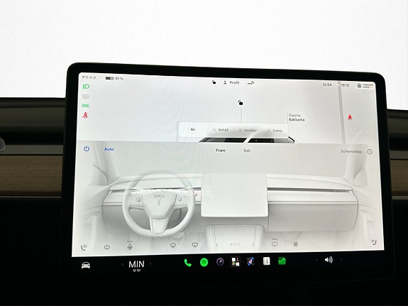 Tesla Model Y 19 of 30
