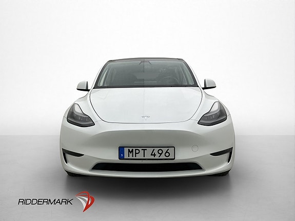 Tesla Model Y 2 of 30