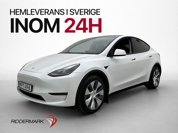 Tesla Model Y 3 of 30