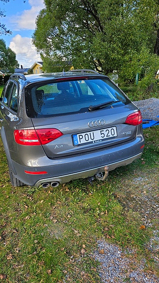 Audi A4 allroad 2 of 4