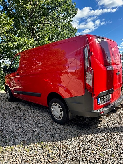 Ford Transit Custom 3 of 8