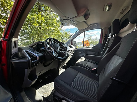 Ford Transit Custom 7 of 8