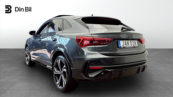 Audi Q3 3 of 13