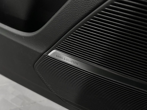 Audi SQ7 13 of 19