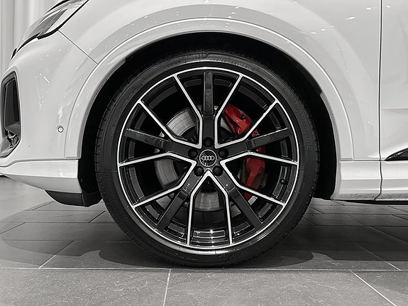 Audi SQ7 5 of 19