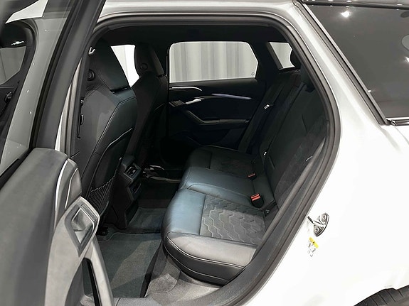 Audi A6 e-tron 10 of 20