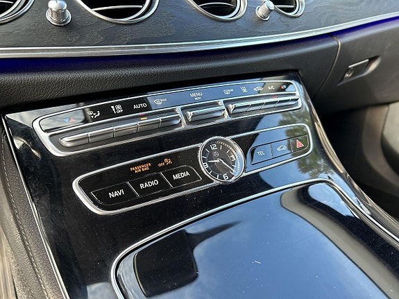Mercedes-Benz E220 d 8 of 9