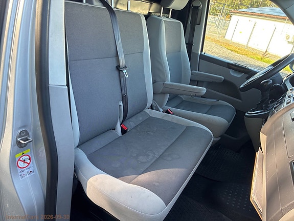 Volkswagen Transporter 16 of 30