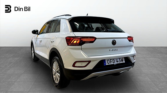 Volkswagen T-Roc 3 of 18