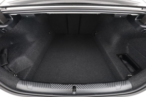 BMW 530e 18 of 30
