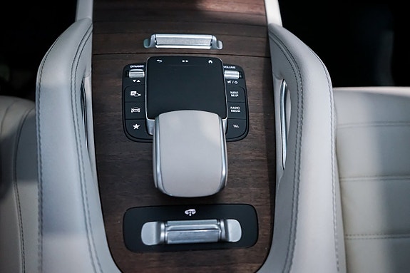 Mercedes-Benz GLE300 d 29 of 30