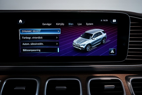 Mercedes-Benz GLE300 d 25 of 30