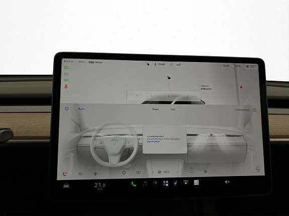 Tesla Model Y 29 of 30