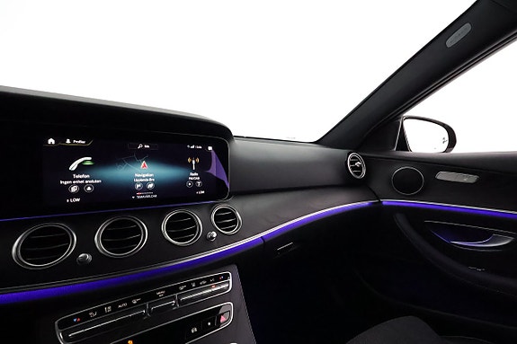 Mercedes-Benz E300 23 of 26
