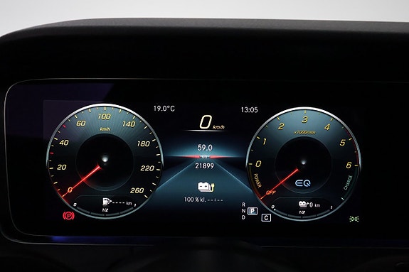 Mercedes-Benz E300 16 of 26