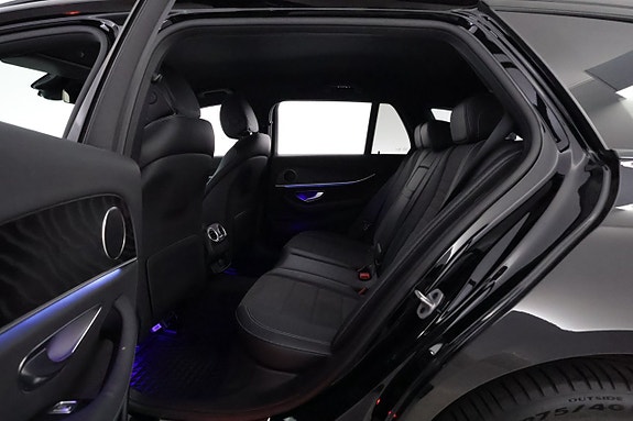 Mercedes-Benz E300 12 of 26