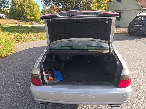 Cadillac Seville STS 7 of 9