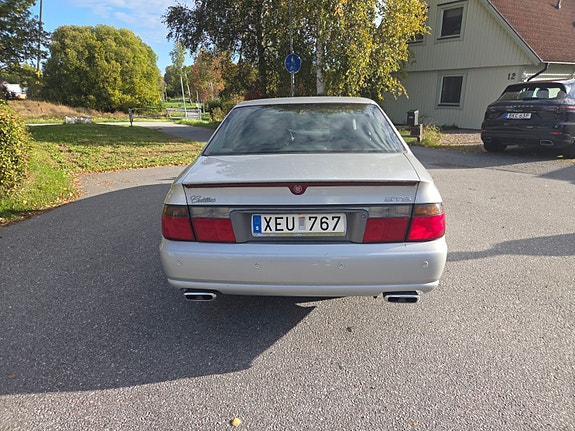 Cadillac Seville STS 3 of 9