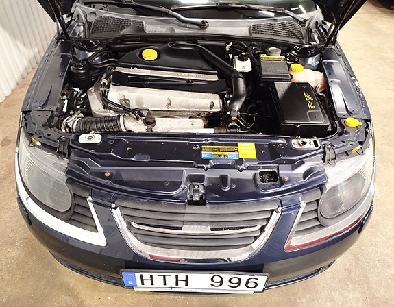 Saab 9-5 8 of 27