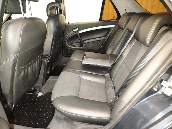 Saab 9-5 15 of 27