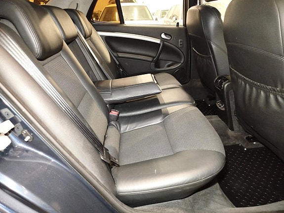 Saab 9-5 16 of 27