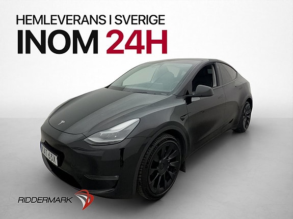 Tesla Model Y 4 of 30