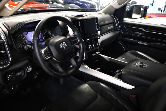 Dodge RAM 1500 9 of 18