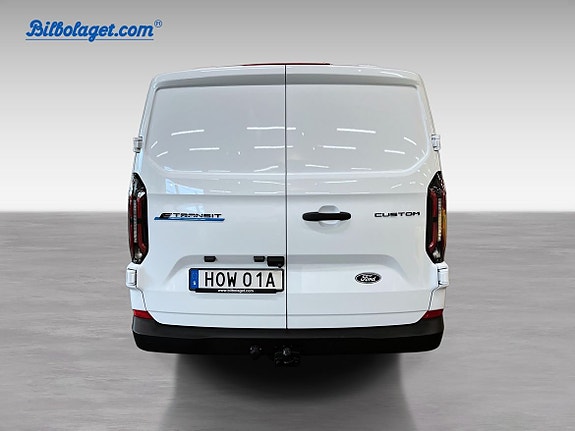 Ford E-Transit 7 of 13