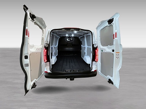 Ford E-Transit 11 of 13