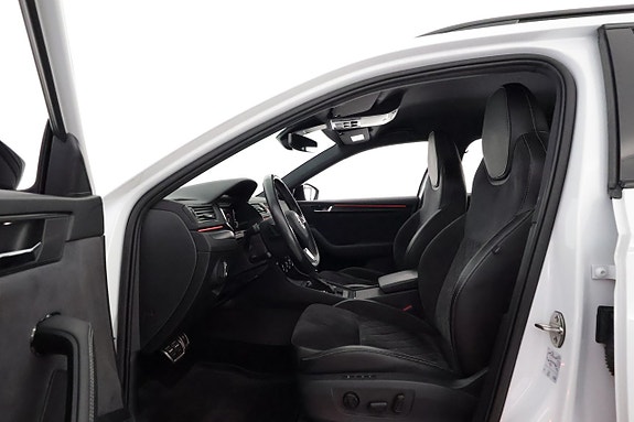 Skoda Superb 10 of 28