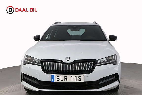 Skoda Superb 2 of 28