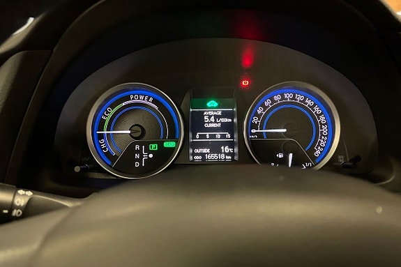 Toyota Auris 16 of 21