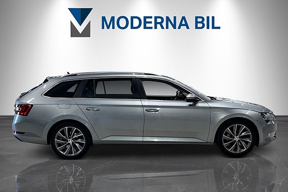 Skoda Superb 7 of 27