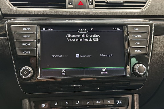 Skoda Superb 17 of 27