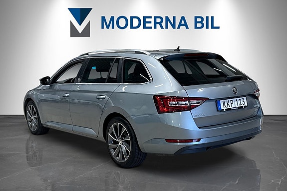 Skoda Superb 4 of 27
