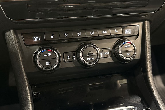 Skoda Superb 18 of 27