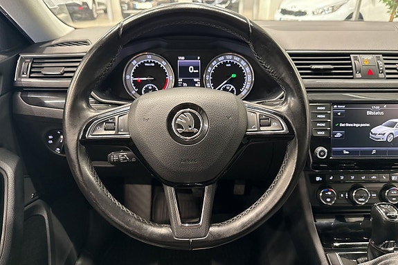 Skoda Superb 10 of 27