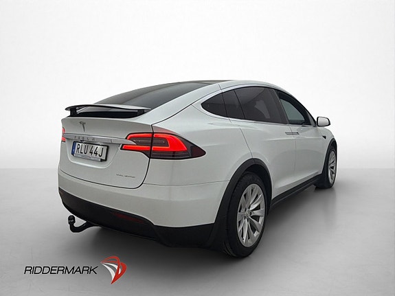Tesla Model X 9 of 30