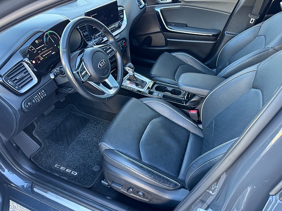 Kia Ceed 9 of 21
