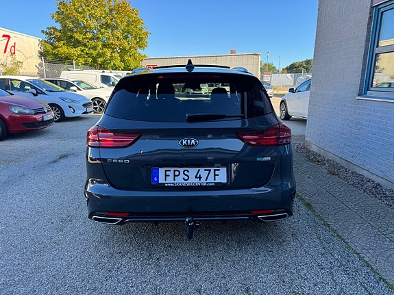 Kia Ceed 8 of 21