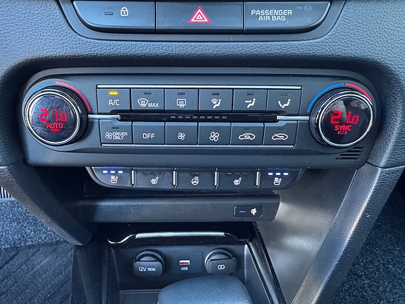 Kia Ceed 13 of 21